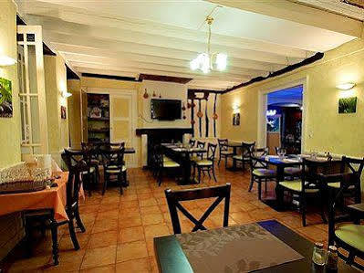 Logis Hotel Restaurant Metropole มิร็องด์ ภายนอก รูปภาพ